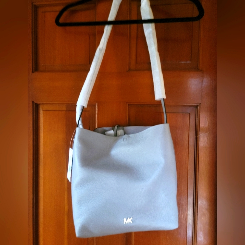 New with tags Michael Kors Studio Messenger bag